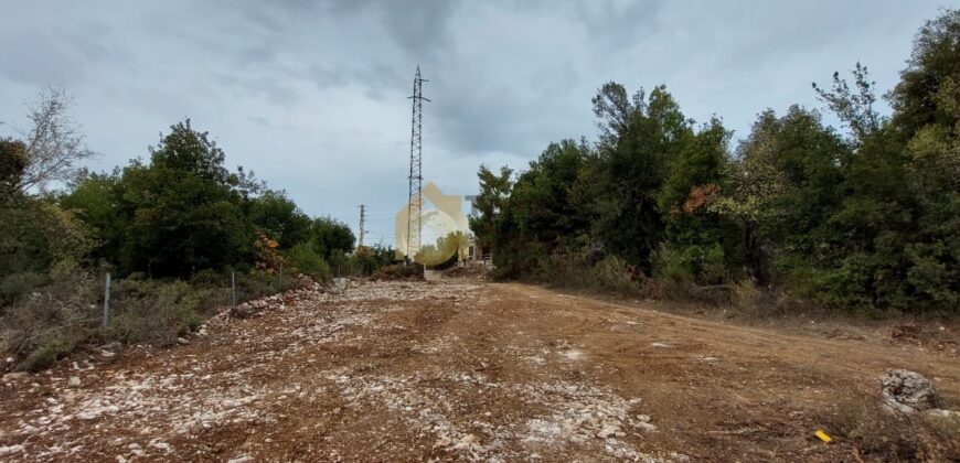 Mechmech Jbeil land nice location.