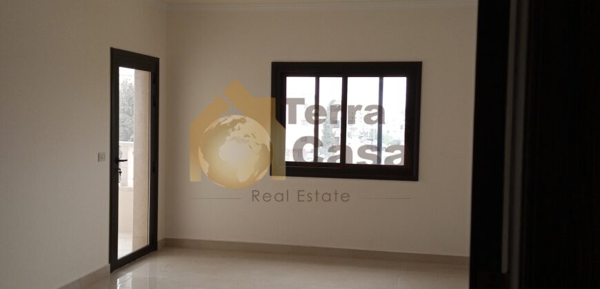 Taalabaya BRAND NEW 3 bedrooms apartment Ref#3733