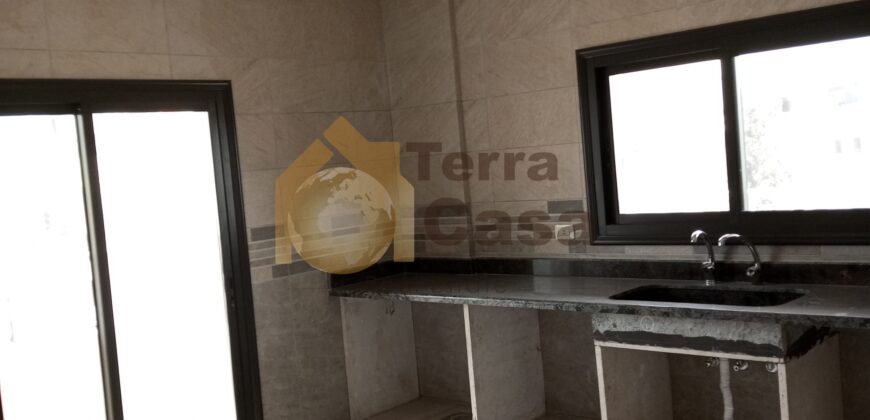 Taalabaya BRAND NEW 3 bedrooms apartment Ref#3733