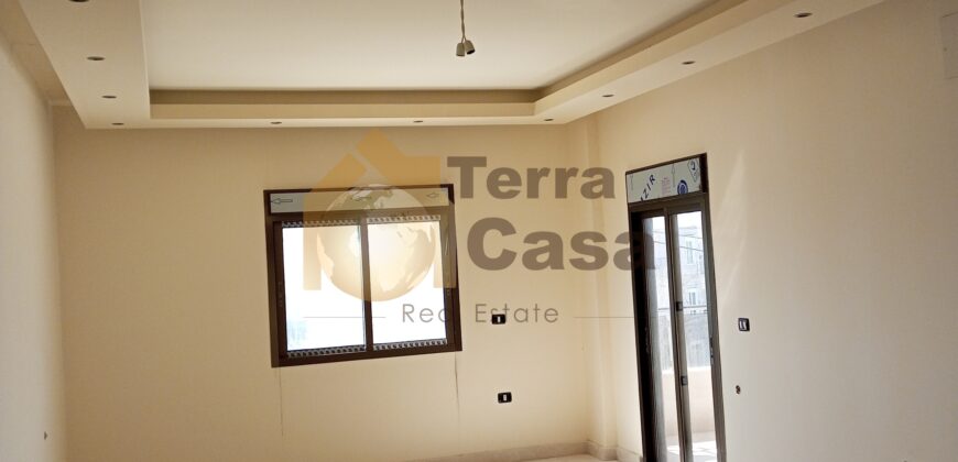 Jdita high end finishing 3 bedrooms apartment Ref#3752