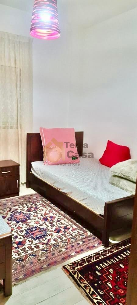 Achrafieh fully furnished apartment cash payment. Ref# 3898