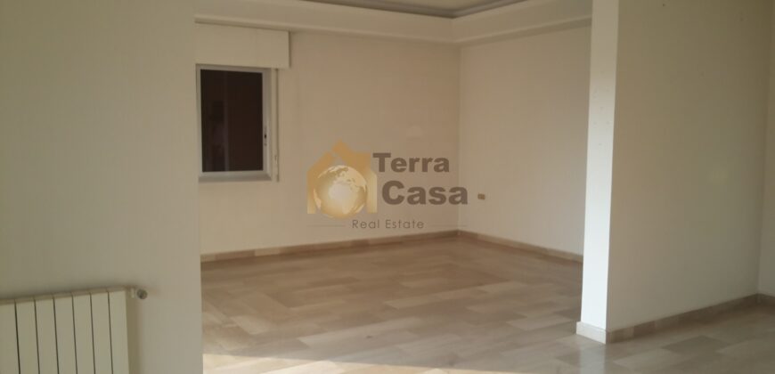 Maalaka brand new apartment one unit per floor .Ref#383