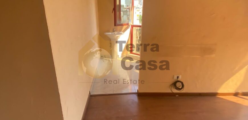 zalka office busy area for rent Ref#3934