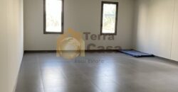 Adonis Offices for rent on a main road