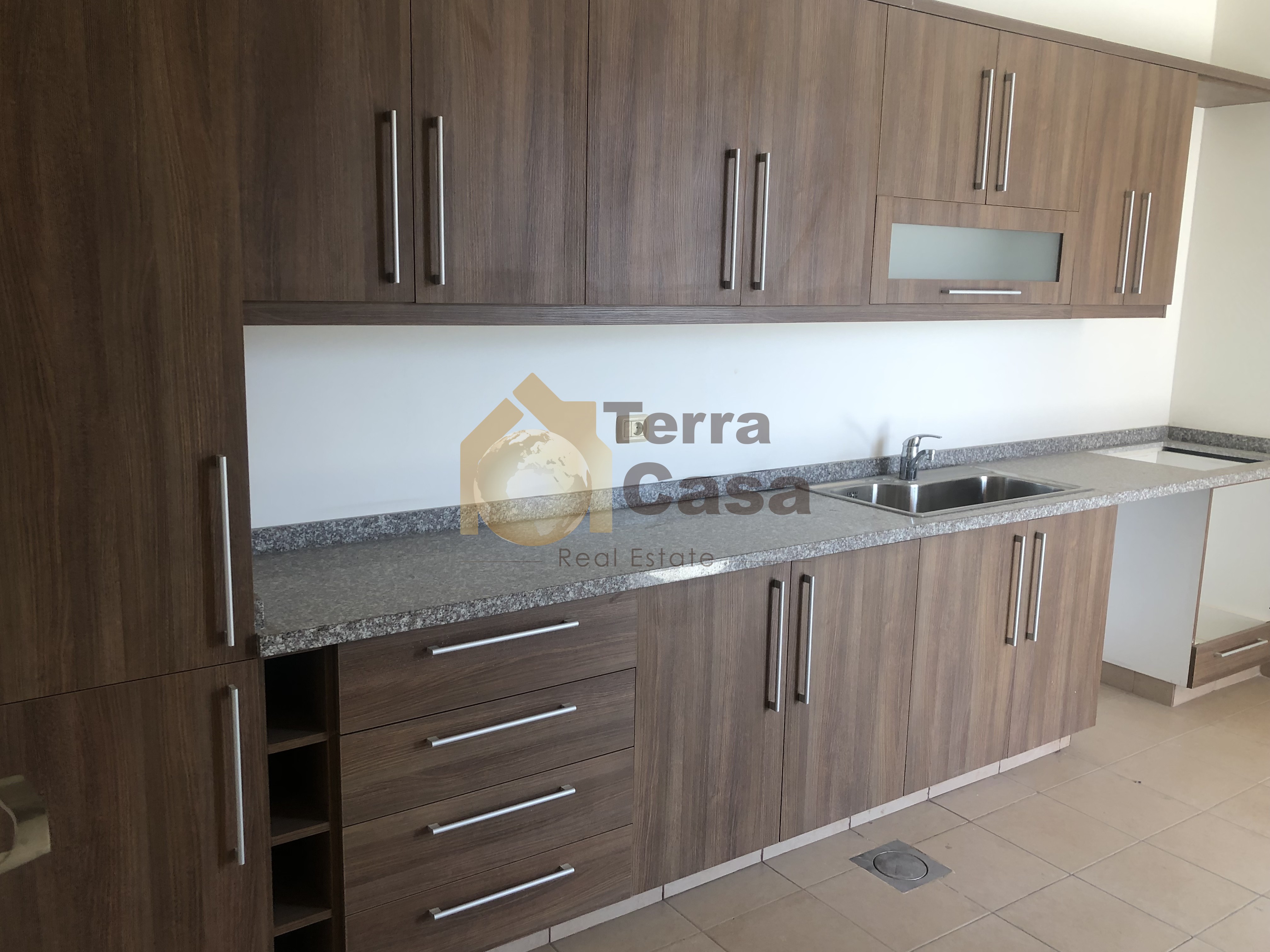 Brand new duplex with terrace 91sqm, prime location