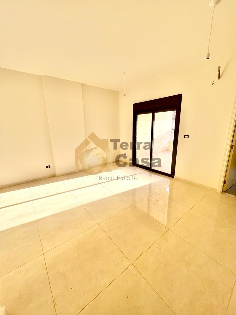 dekwaneh brand new apartment for rent .