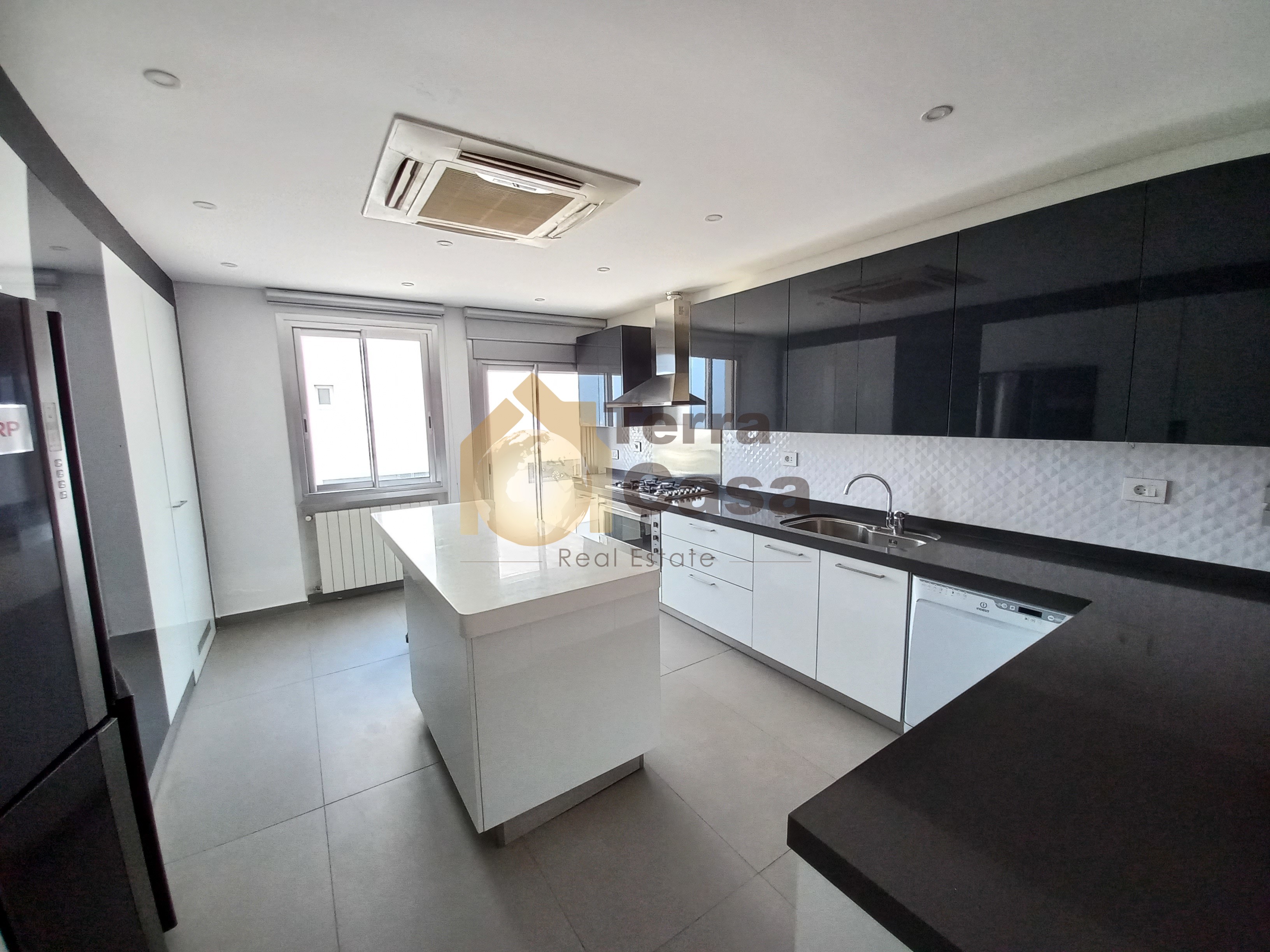Luxurious apartment in Yarzeh for rent
