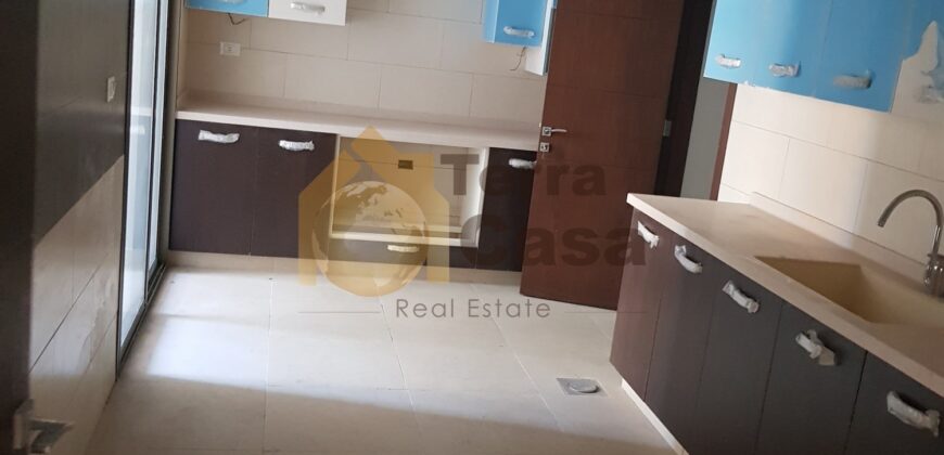 Apartment in mar elias for sale. Ref#4203