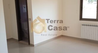 Jdita deluxe 3 bedrooms apartment for sale. Ref#4252