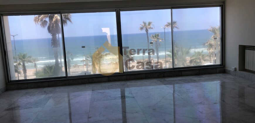 Sea view apartment in Ramlet el bayda