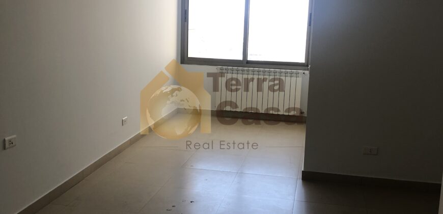 Hamra street apartment for rent.