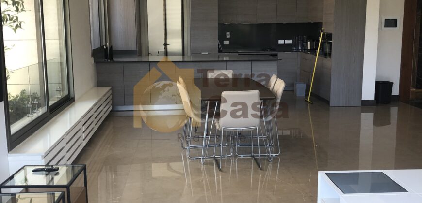 Hamra street apartment fully furnished for rent.