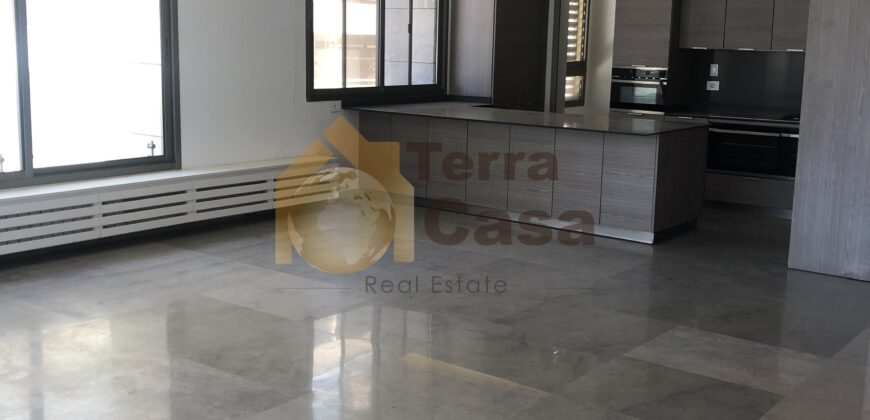 Hamra street apartment nice location for rent.