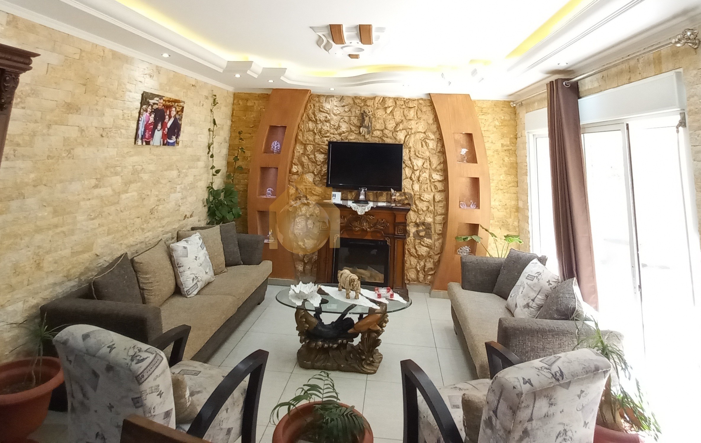 Apartment in Baabda with 90 sqm terrace for sale