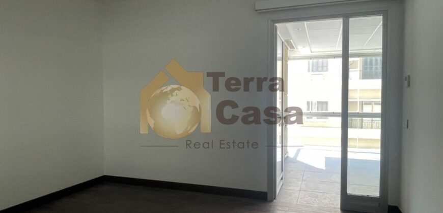 apartment for rent in achrafieh
