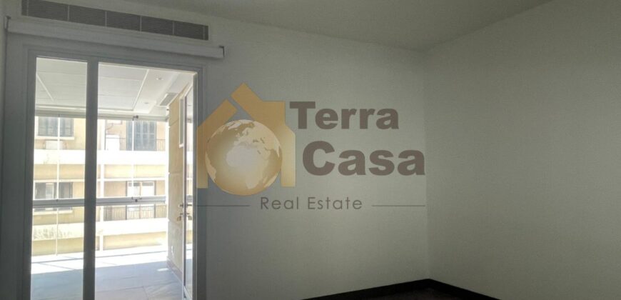 apartment for rent in achrafiyeh beirut
