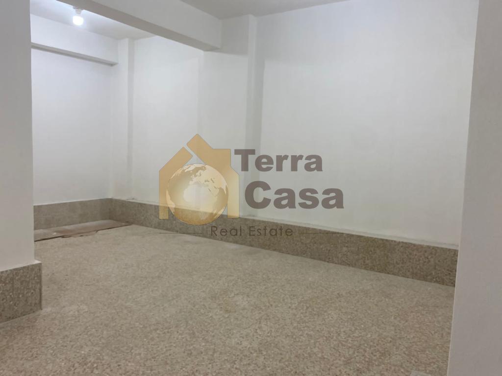 fully renovated shop in jdeideh for rent with warehouse