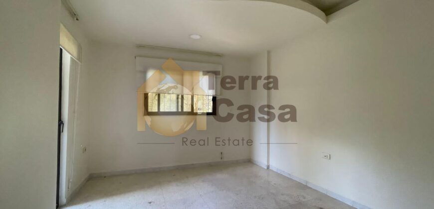 apartment in achrafieh for rent Ref#4538