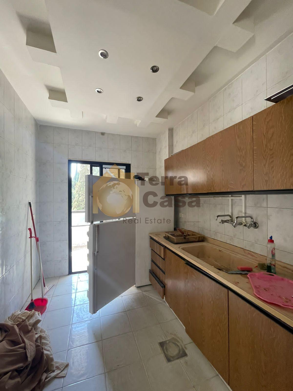 apartment in achrafieh for rent Ref#4538