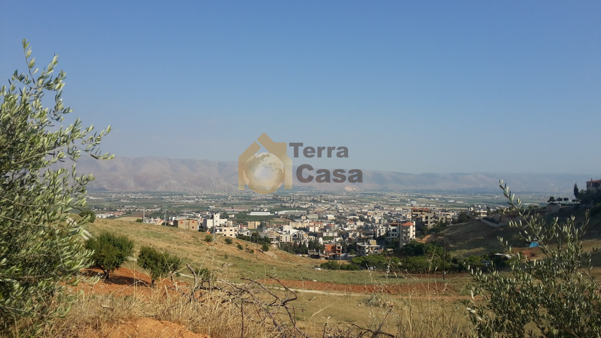 Zahle land in a prime residential area with open view.