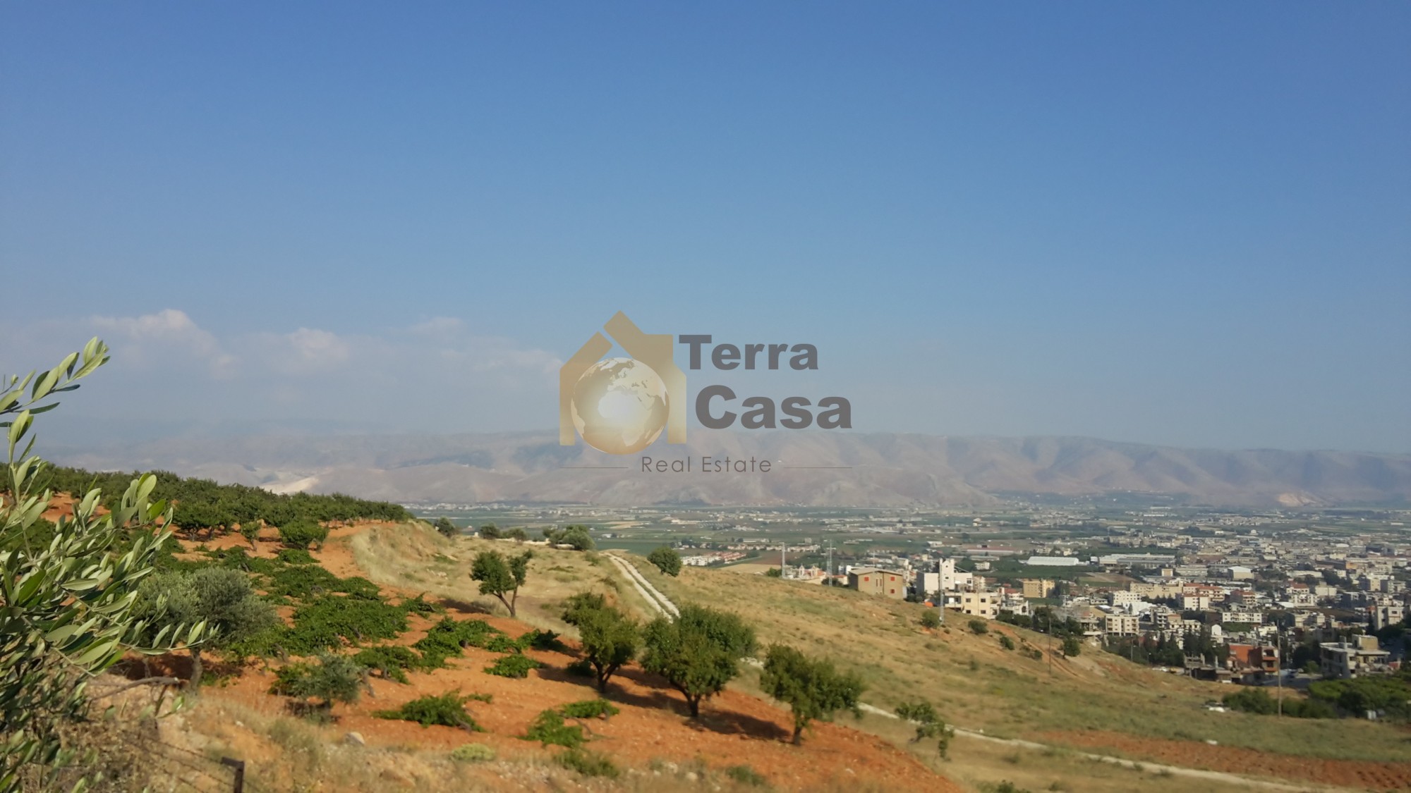 Zahle land in a prime residential area with open view.