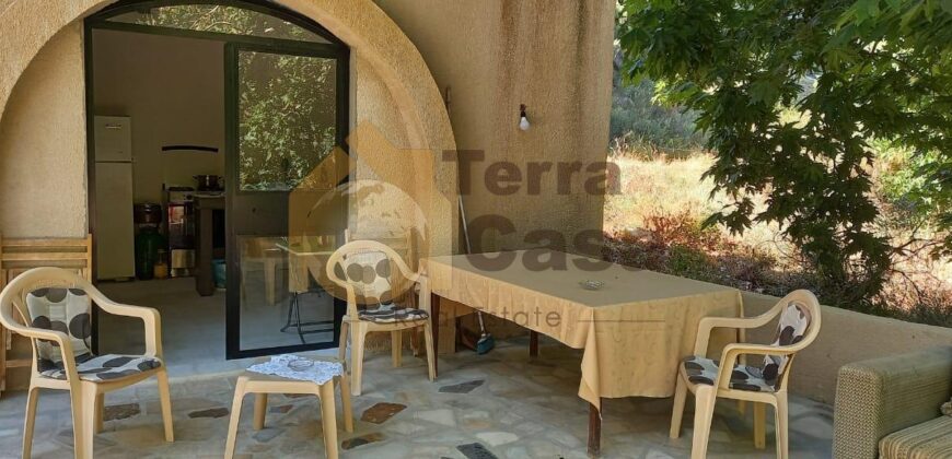 chalet in a calm area in kfardebian for rent with terrace