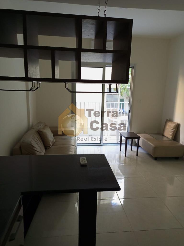 apartment in hamra prime location for rent