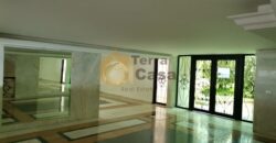 Luxurious apartment 250 sqm garden
