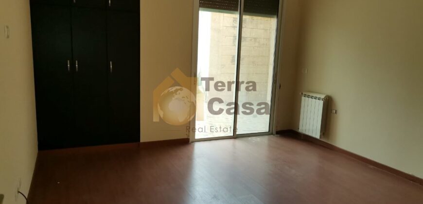 Luxurious apartment 250 sqm garden