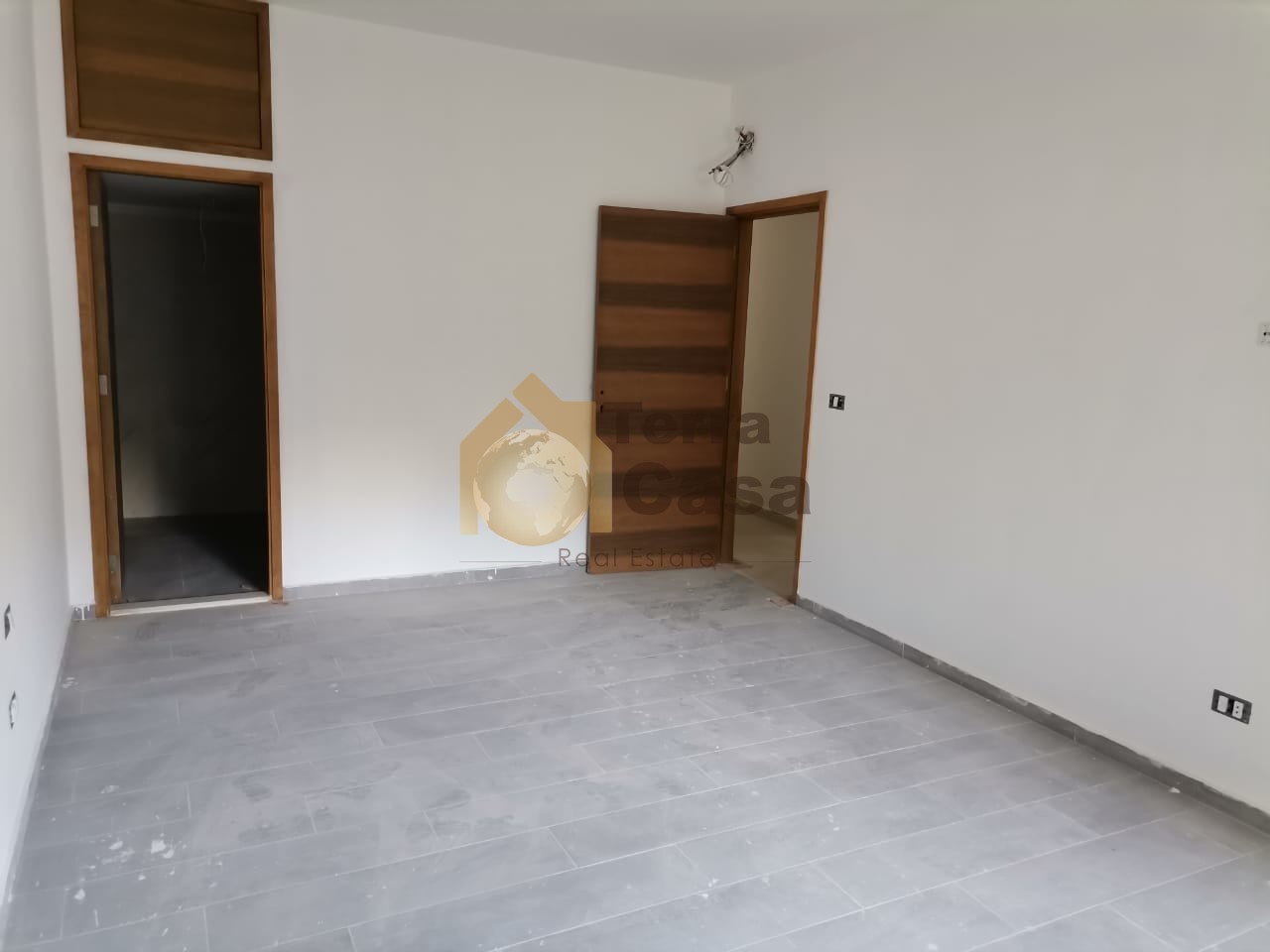 Roumieh brand new apartment for rent