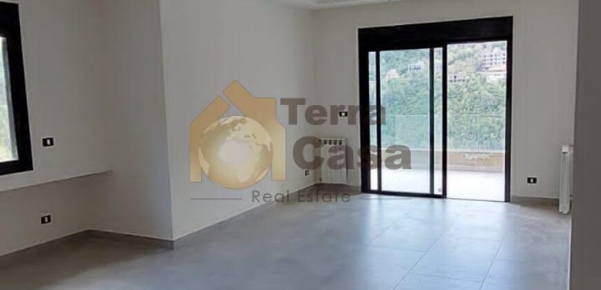 apartment in baabdat, sfeila, for sale