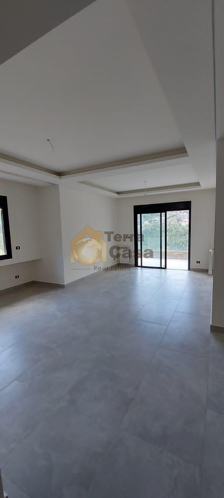 apartment in baabdat, sfeila, for sale