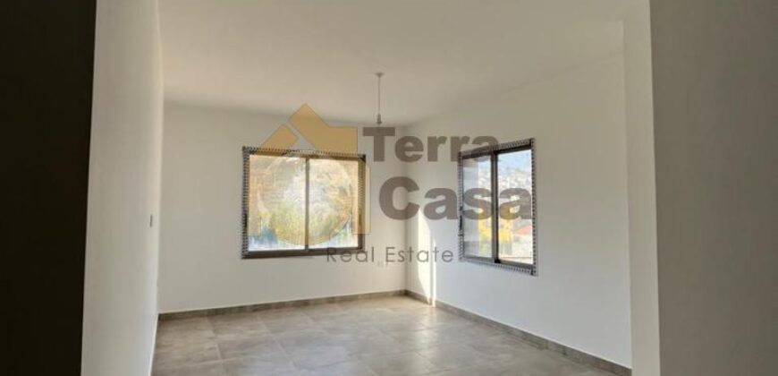 office prime location in ksara for sale