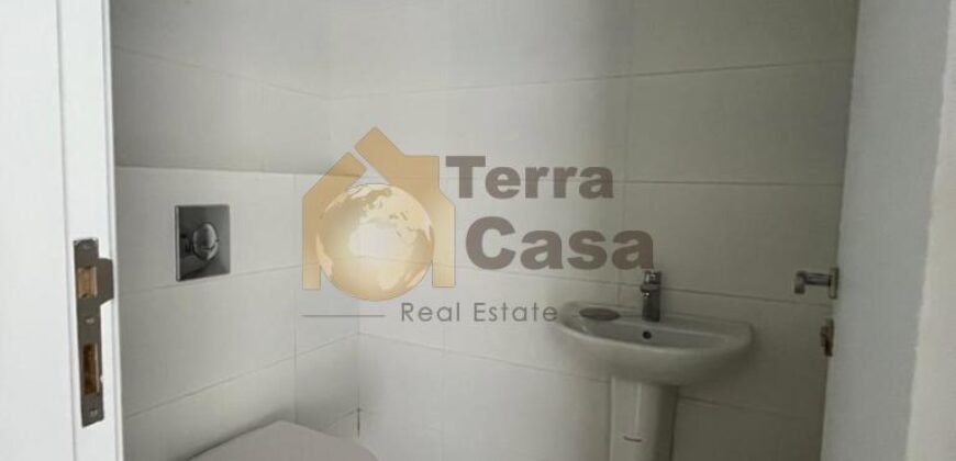 office prime location in ksara for sale