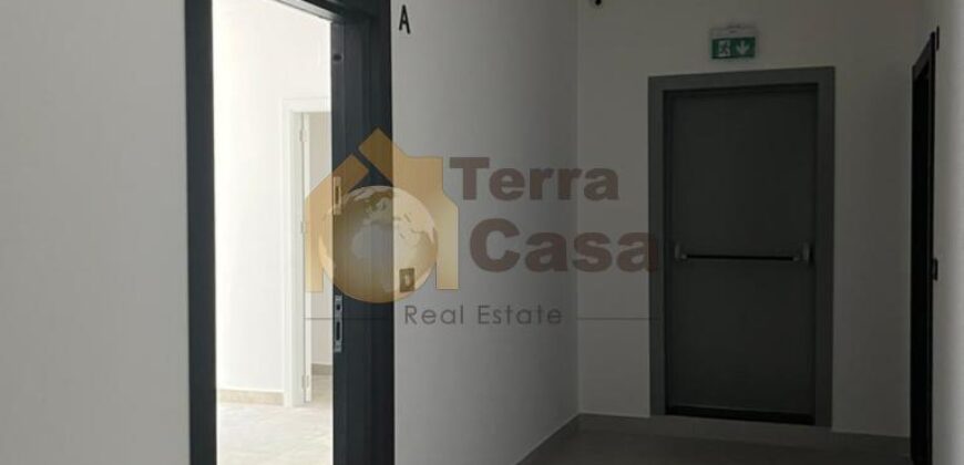 office prime location in ksara for sale