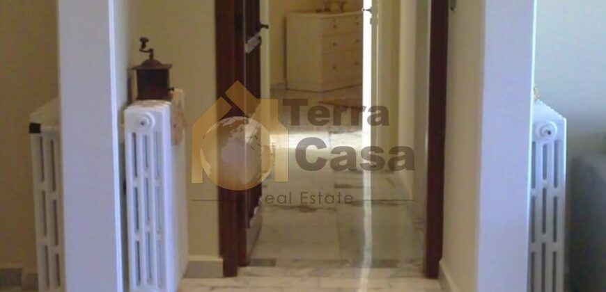 chtoura decorated apartment prime location for sale