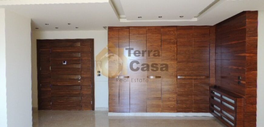 Duplex  amazing high end with panoramic view cash payment.