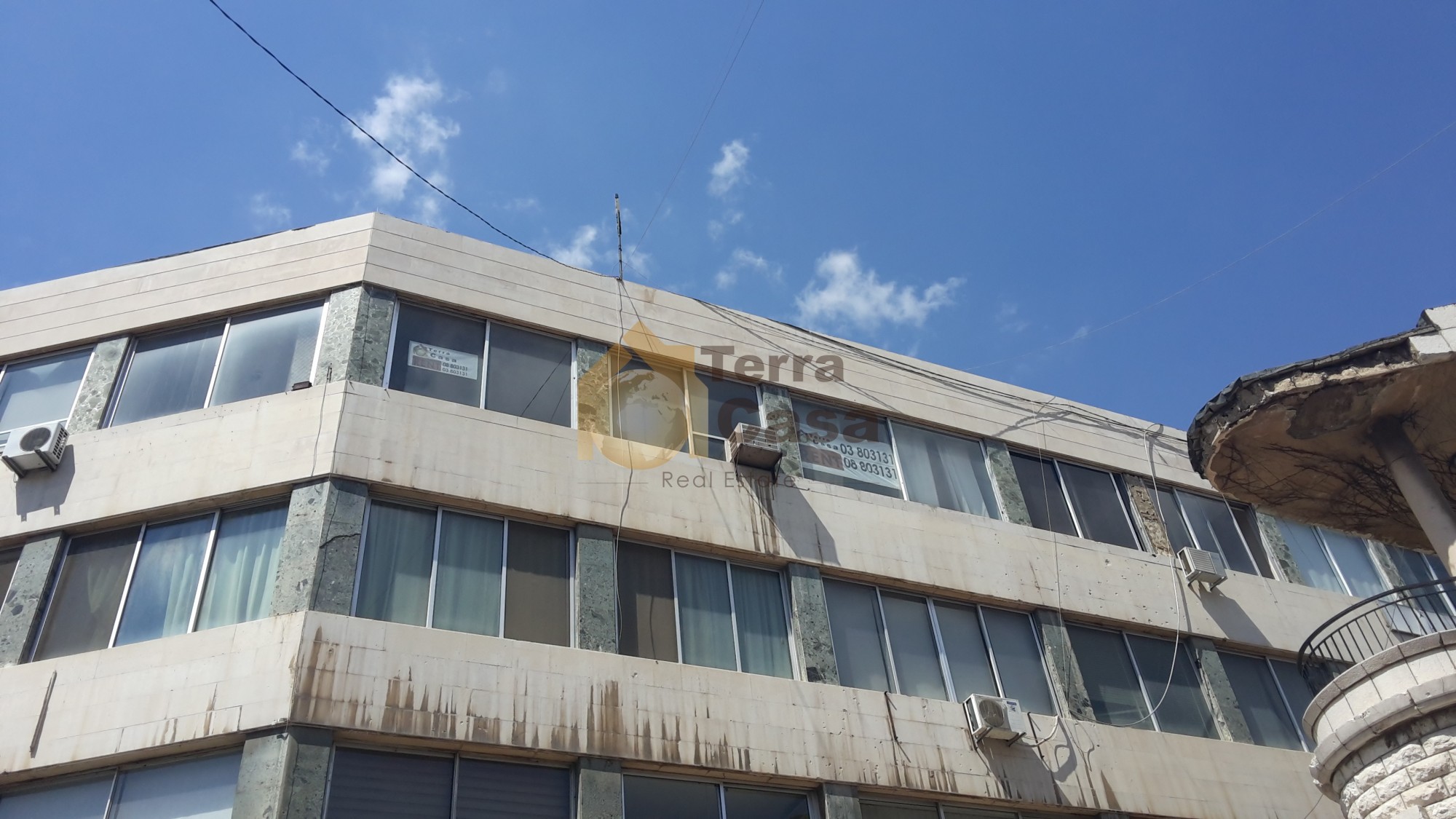 office in the heart of downtown zahle for rent