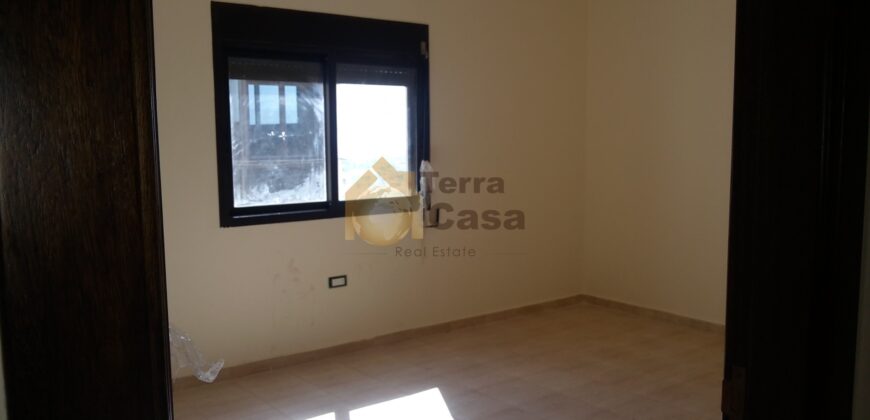 apartment for sale in zahle maalaqua Ref# 186