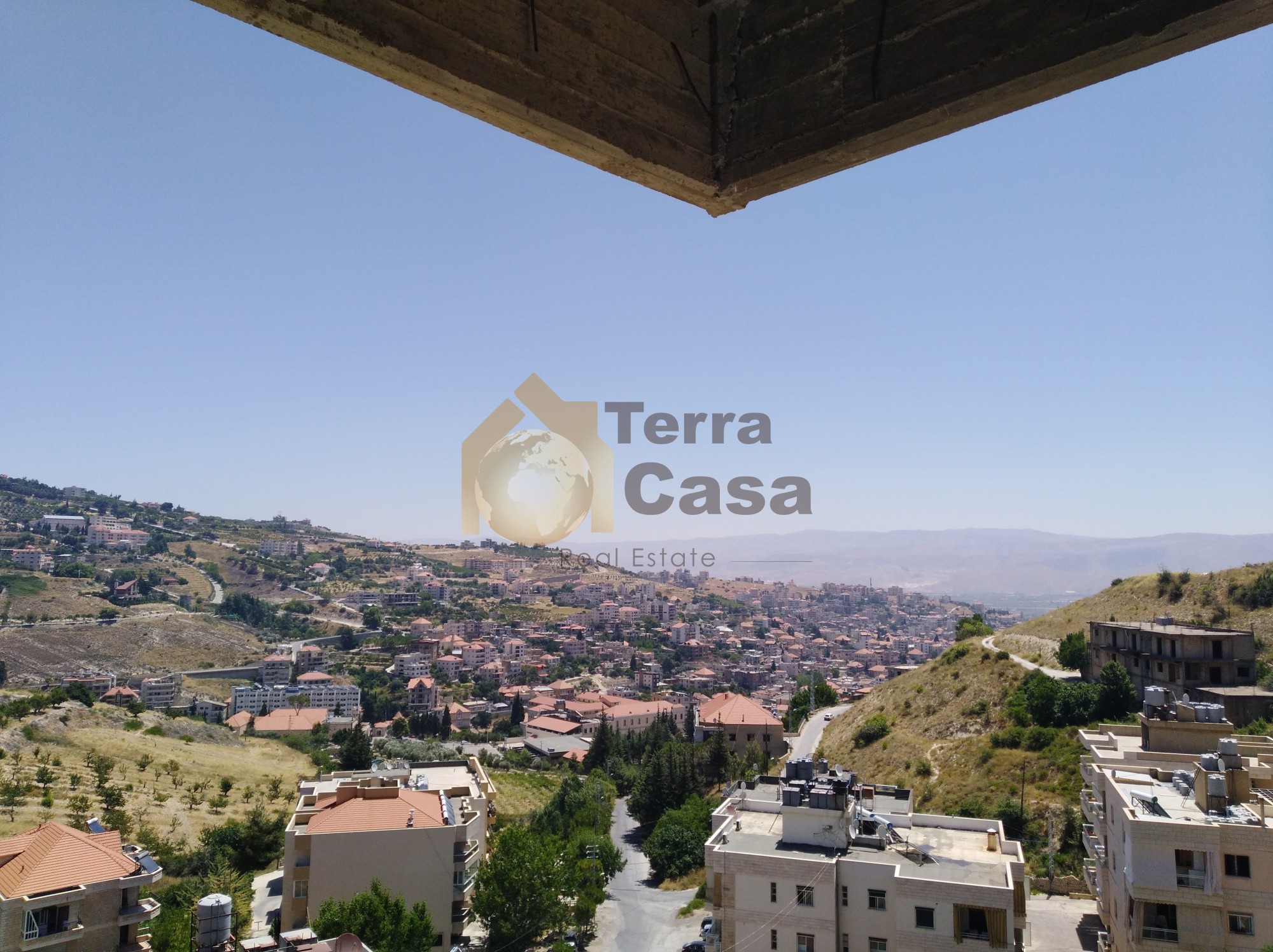 Apartment for sale in zahle rassieh high end finishing with panoramic view Ref#600