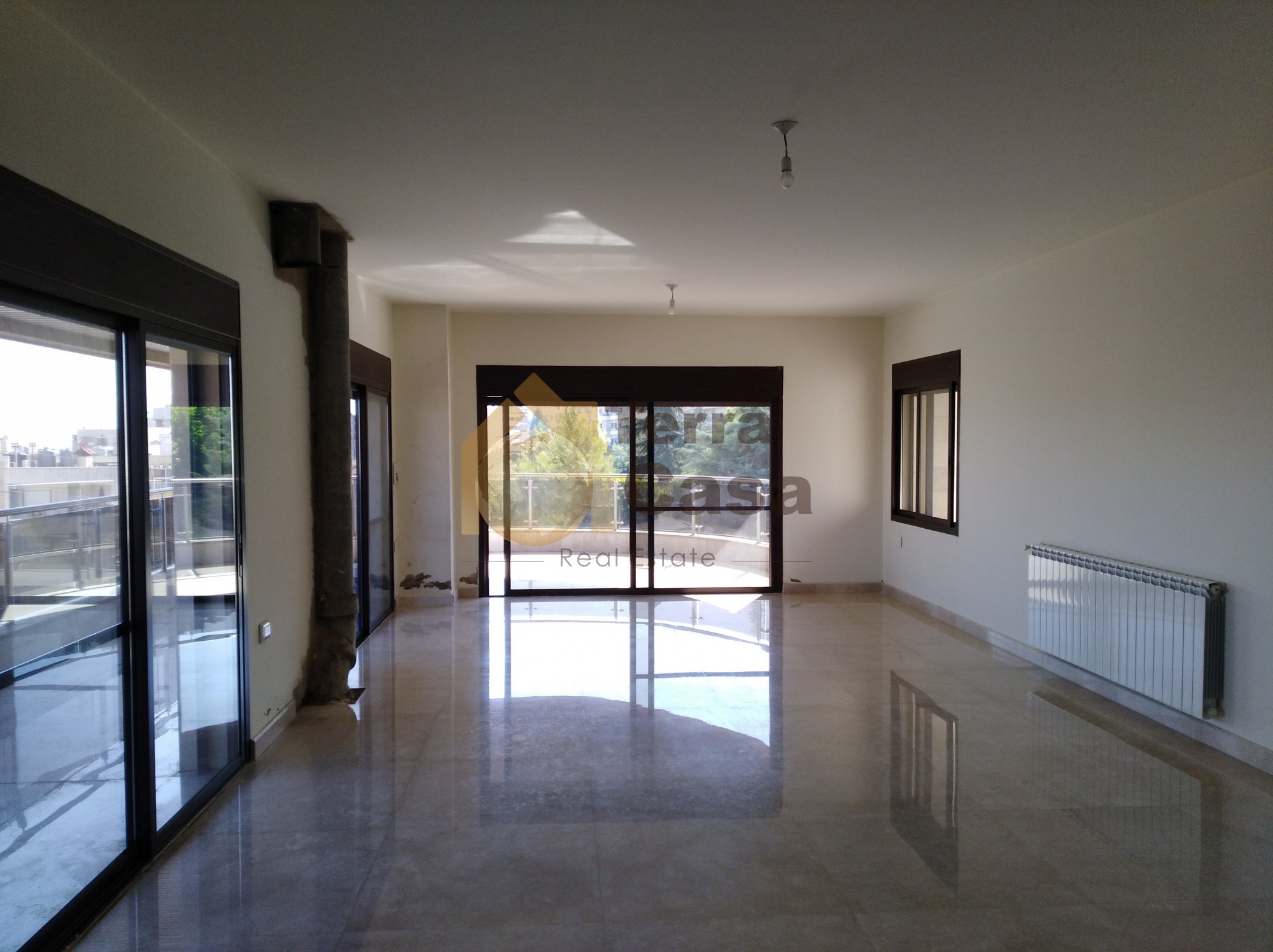 Apartment for sale in zahle haouch el omara new luxurious prime location.