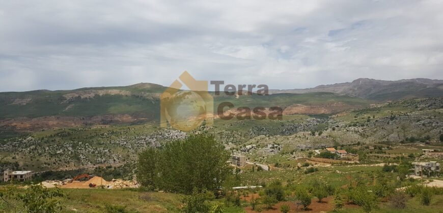 land for sale in Tarchich  close to the main road.